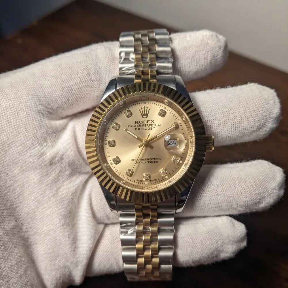 Rolex Luxury Watch in Multiple Colors - Golden image